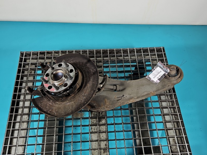 Piasta koła tył prawa zwrotnica łożysko Jeep Compass I 06-16 2.0 16V Piasta koła tył prawa zwrotnica łożysko Jeep Compass I 06-16 2.0 16V