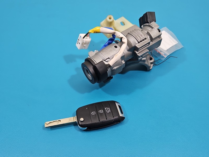 Stacyjka KLUCZYK WKŁADKA Kia Rio IV 16-23