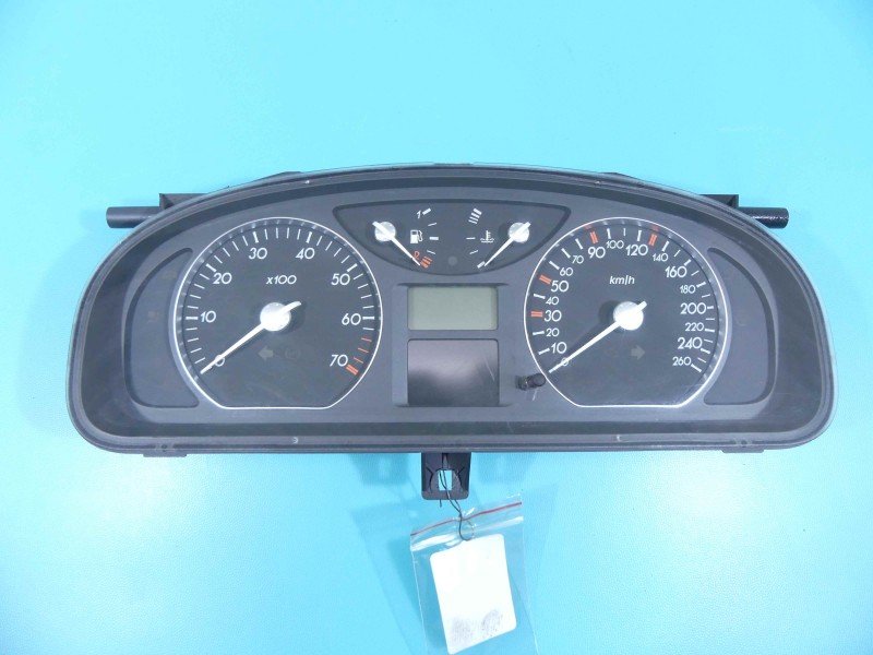 Licznik Renault Laguna II 8200218884 2.0 16v