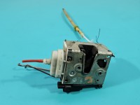 Zamek przód lewy 8D1837015F Audi A8 D2 EUROPA Producent części: Audi