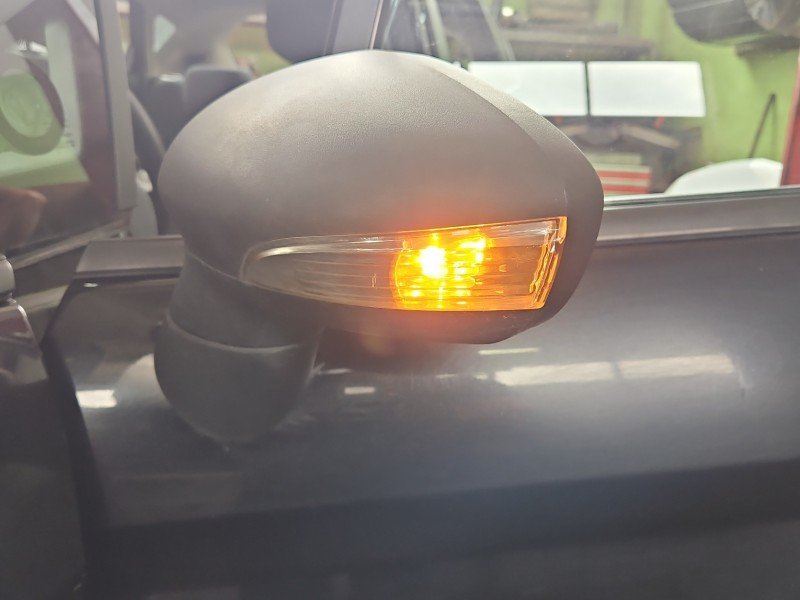 Lusterko lewe pin Ford Fiesta Mk7 HB 5d kolor europa