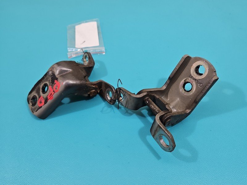 Zawias drzwi przód prawy Nissan Note II E12 Zawias drzwi przód prawy Nissan Note II E12