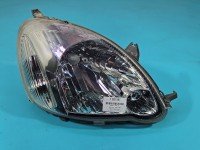 Reflektor prawy lampa przód Toyota Yaris I EUROPA