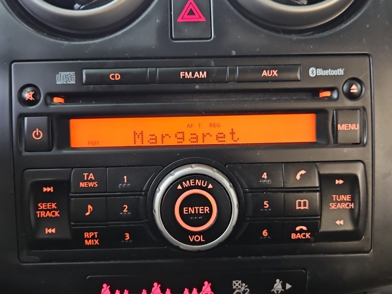 Radio fabryczne Nissan Qashqai I J10 06-13 28185JD05A radioodtwarzacz