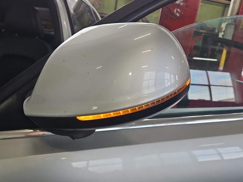 Lusterko lewe pin AUDI Q5 08- HB 5d kolor srebrny LX7W europa