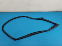 Uszczelka drzwi przód lewa Maserati Quattroporte VI 13-