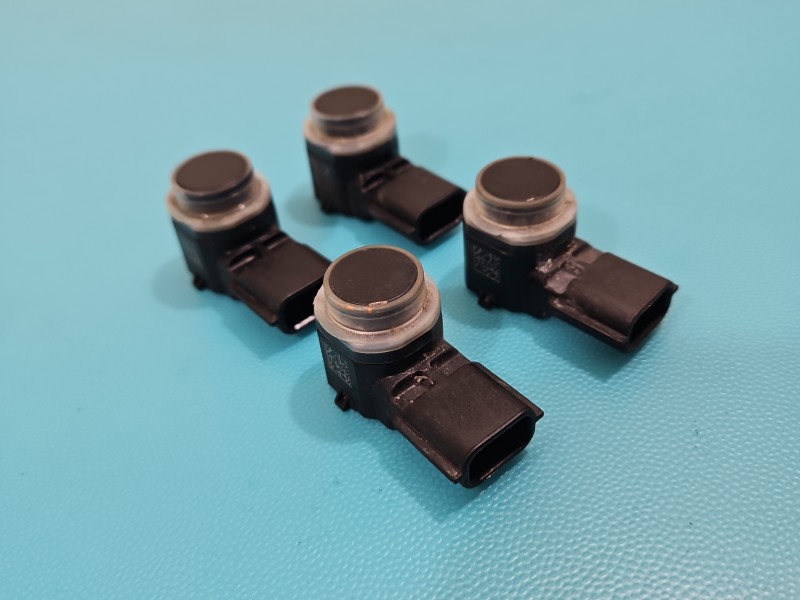 Czujnik parkowania PDC Dacia Sandero III 20- 284429097R biały, DV369