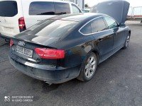 Błotnik przód prawy Audi A5 8T czarny Ly9b