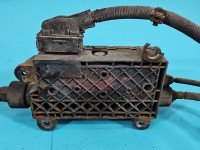 Hamulec ręczny elektryczny Toyota Avensis III T27