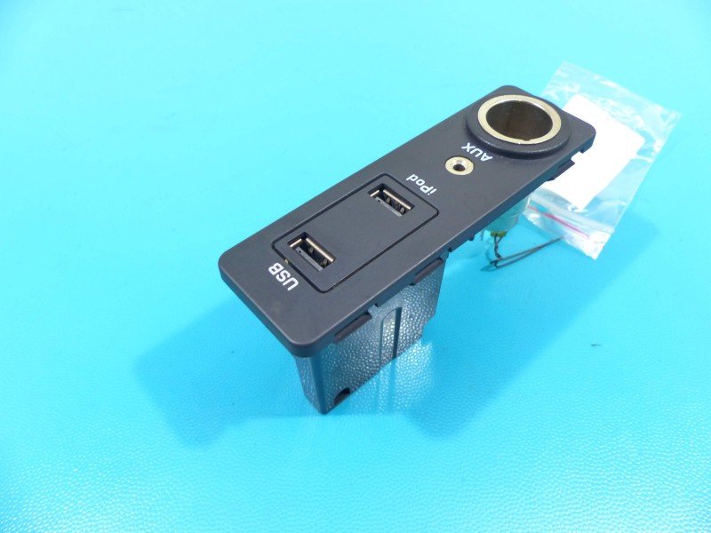 Gniazdo USB JAGUAR XF I X250 A2C5336865900