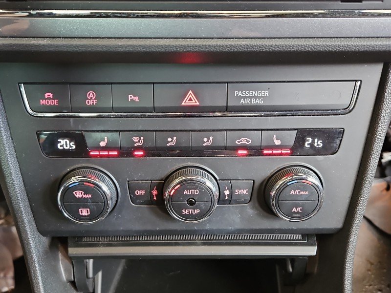 Konsola panel nawiewu Seat Leon III 12- 5F0907044E