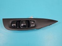 Przełącznik szyb Nissan Qashqai II J11 13-21 EU