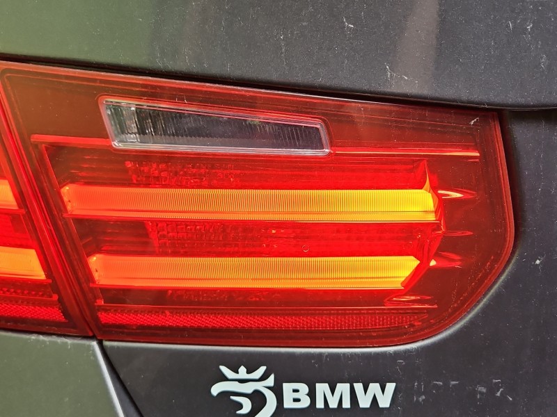 Lampa tył lewa klapy bmw F30 kombi EUROPA 7371111