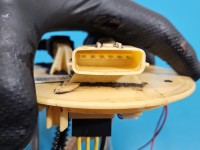 pompka Pompa paliwa Opel Movano III 2.3 cdti 0580203315 Producent części: OPEL, 6 PIN