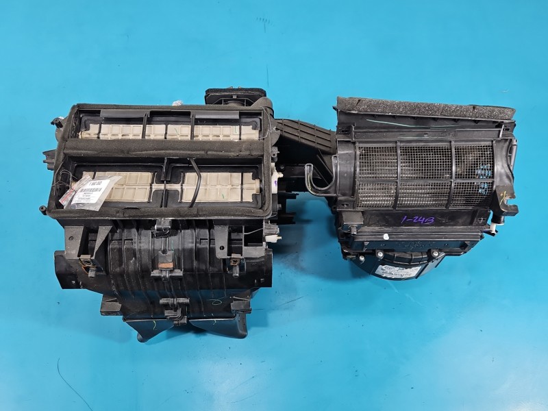 Nagrzewnica Fiat Freemont 68105535AB EUROPA