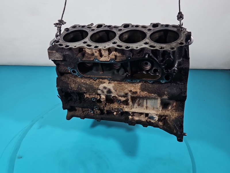 Blok silnika Toyota Land Cruiser 120 J120 3.0 D4D (1KD)