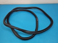 Uszczelka drzwi tył lewa Skoda Superb IV