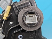 Zamek przód prawy LEXUS CT 10-22 EUROPA Producent części: Lexus, Europejska, 4pin