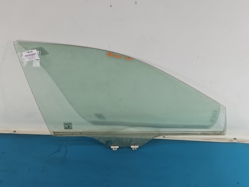 Szyba drzwi przód prawa Subaru Legacy V kombi