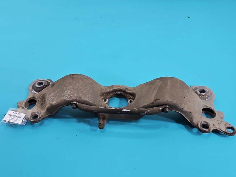 Łapa skrzyni biegów Audi A4 B6 8E0399263R 2.0 20V