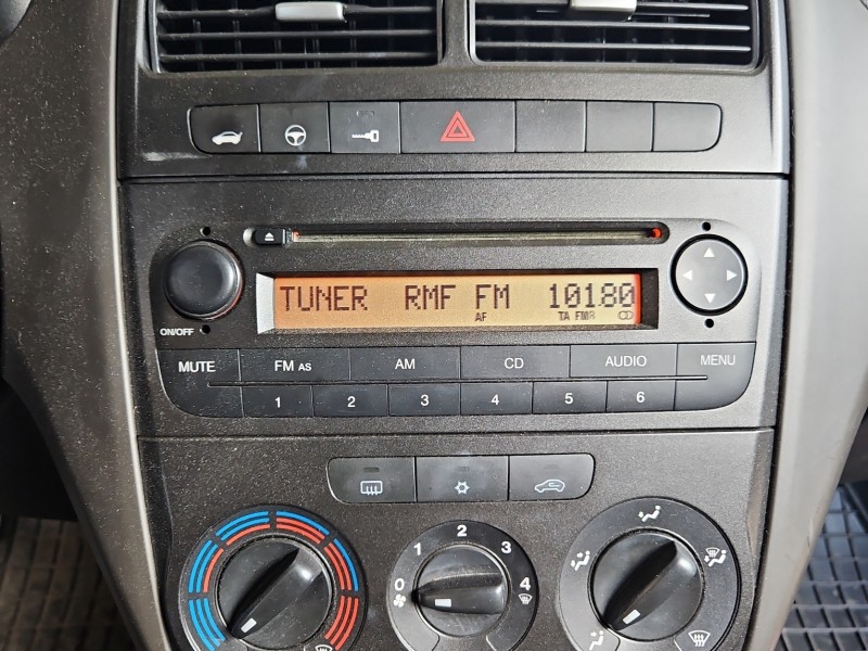 Radio fabryczne Fiat Grande Punto 9.18453-8751 radioodtwarzacz