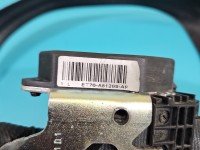 Pas bezpieczeństwa przód lewy kierowcy Ford Transit Courier 14-23 EU