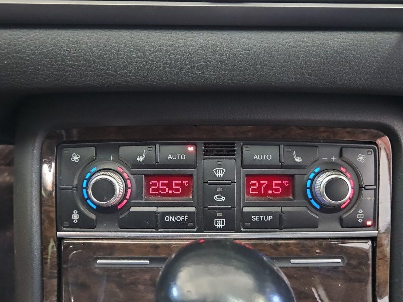 Konsola panel nawiewu Audi A8 D3 4E0820043D