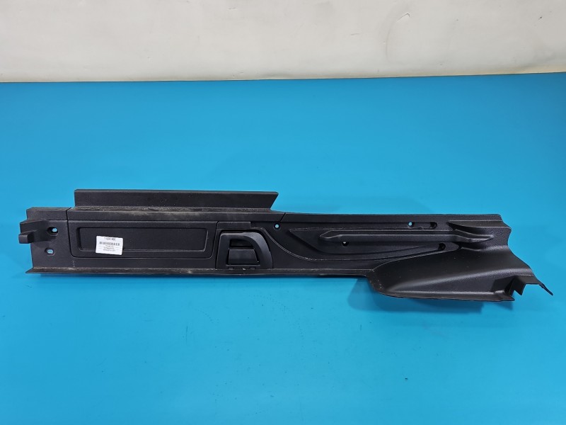 Mocowanie uchwyt bagażnika lewe Vw Passat B8 3G9858831