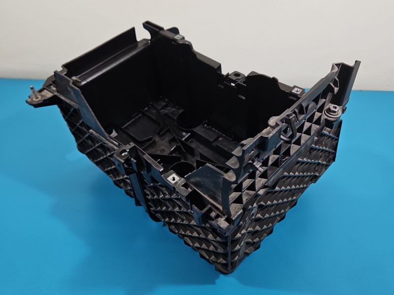 Obudowa akumulatora podstawa Renault Trafic III 244465684R 2.0 dci