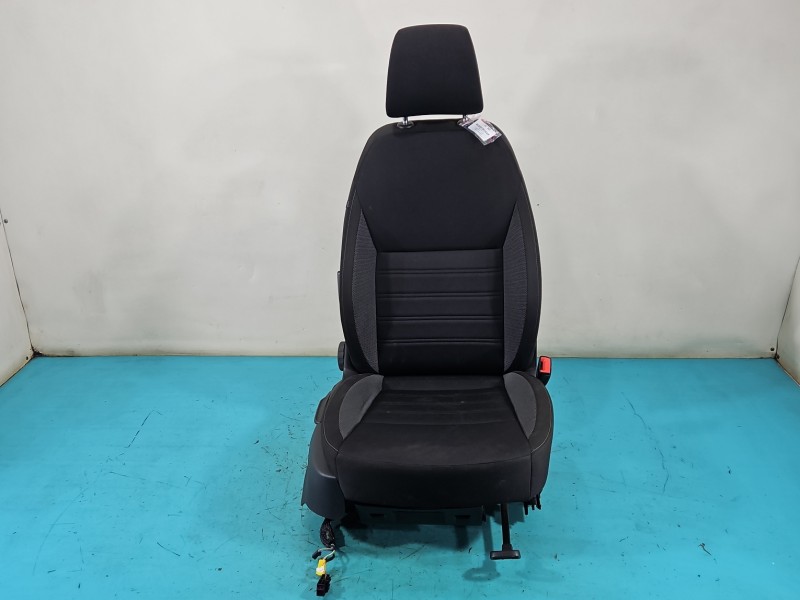 Fotel prawy przód pasażera Skoda Octavia III 5d EUROPA