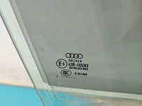 Szyba drzwi przód prawa AUDI A8 D4 4H sedan
