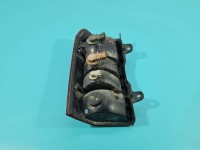 Lampa tył prawa Producent części: JEEP, HELLA / Z LISTWĄ ŻARÓWKOWĄ / UWAGA 3-ŻARÓWKI Jeep Patriot 06-17 HB