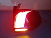 Lampa tył prawa błotnika Peugeot 5008 II 17-24 HB EUROPA 9811028180, 81570201