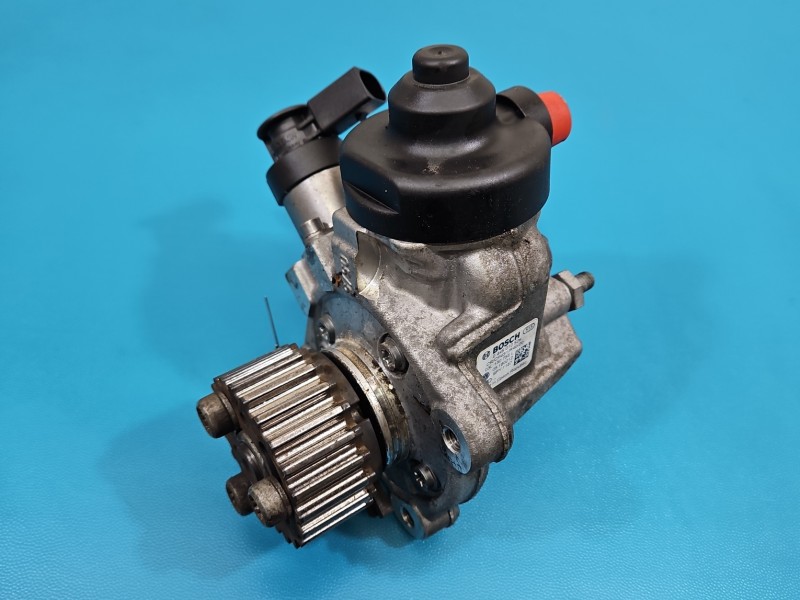 Pompa wtryskowa Vw Passat B7 2.0 tdi Cff 03L130755L