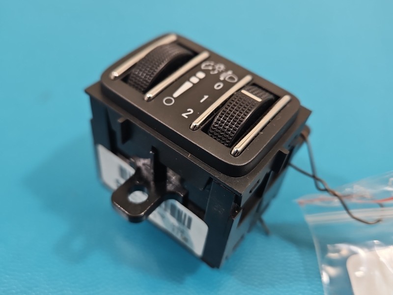 Przełącznik Producent części: FIAT, regulacji świateł 10PIN Fiat Freemont 68072007AD