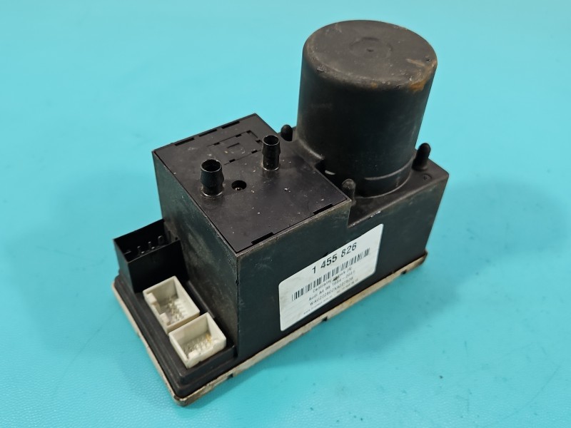 Pompka centralnego zamka Audi A4 B5 8D0862257C Producent części: Audi, Europejska