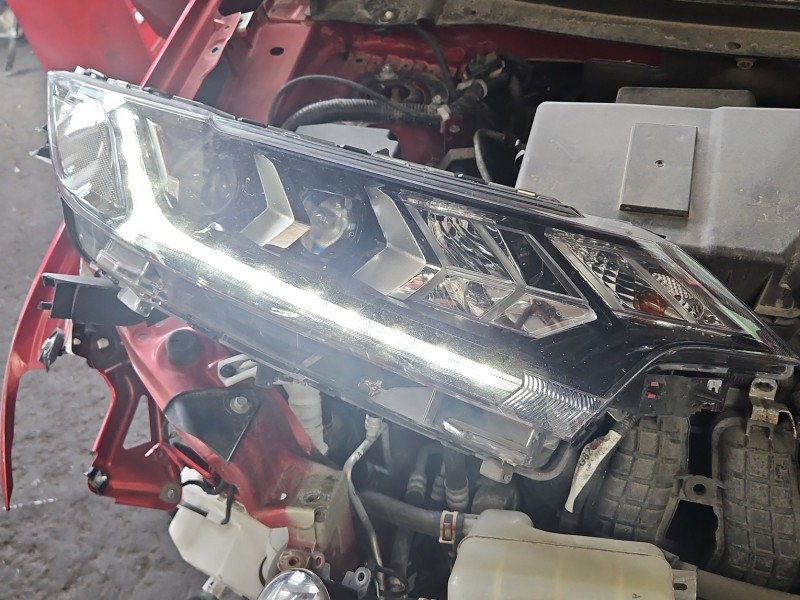 Reflektor prawy lampa przód Mitsubishi Outlander III 12- EUROPA