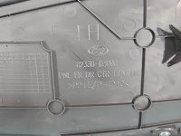 Tapicerka drzwi przód lewa boczek Hyundai Tucson III 15-20 82301-D3040