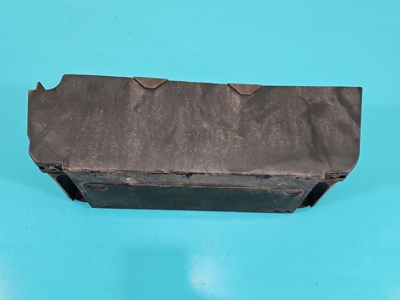 Osłona ZAŚLEPKA PLASTIK Bmw f10 f11 7200605 Osłona ZAŚLEPKA PLASTIK Bmw f10 f11 7200605