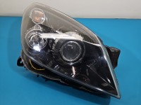 Reflektor prawy lampa przód Opel Astra III H EUROPA