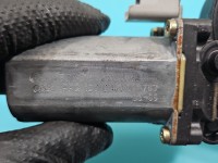 Podnośnik przód lewy Peugeot Partner I 0130821763 5d HB