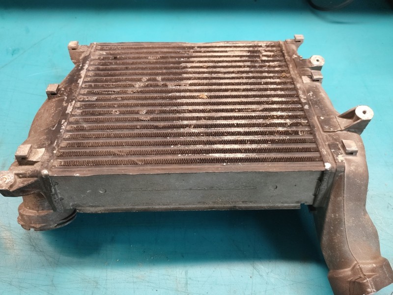 Intercooler Porsche Cayenne II 4.8 V8 Turbo 7L5145804C