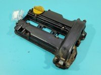 Pokrywa zaworów Opel Corsa C 1.0 12V