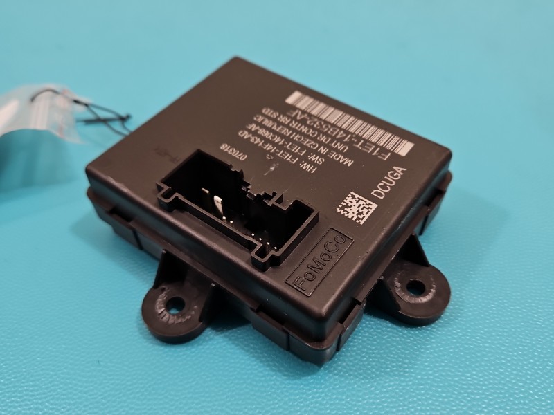 Sterownik moduł Producent części: FORD, DRZWI PRAWY TYŁ, F1ET-14B532-AF Ford Kuga Mk2 II 13-19