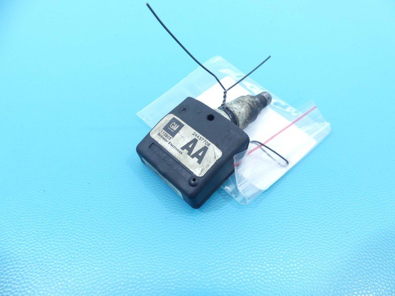 Czujnik ciśnienia opon Opel Vectra C 24437708 TPMS