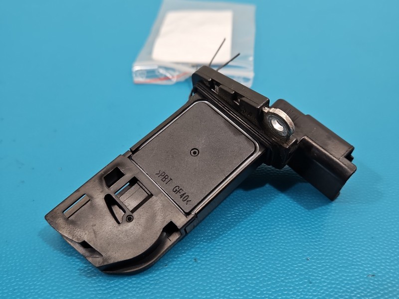 Przepływomierz Jaguar XE X760 967709308001 2.0d