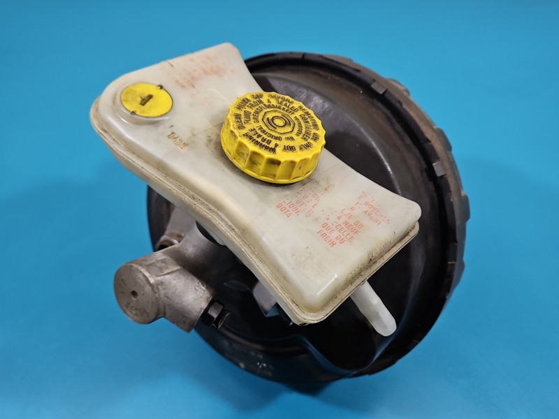 Serwo hamulcowe Audi A4 B7 8E0612105AB, 037859-45014 1.9 tdi