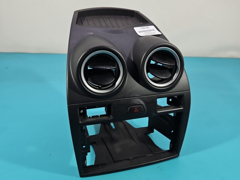 Ramka radia Ford Fiesta Mk6 A046B04