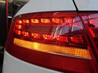 Lampa tył lewa błotnika Audi A5 8T HB EUROPA 8T0945095E