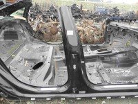 Próg prawy SŁUPEK ŚRODKOWY B AUDI A6 C7 sedan 4d czarny LY8X